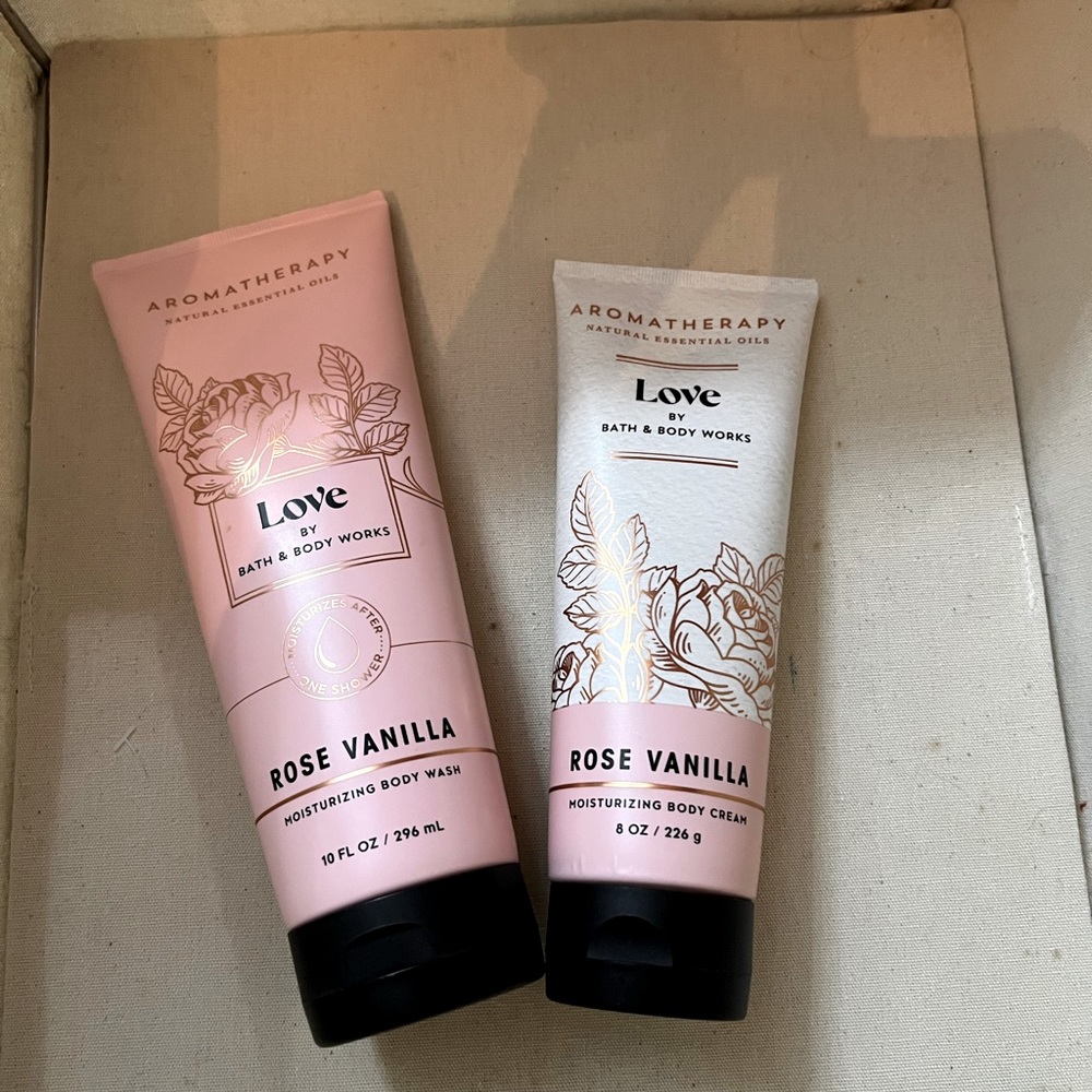 NWT Bath Body Works Love